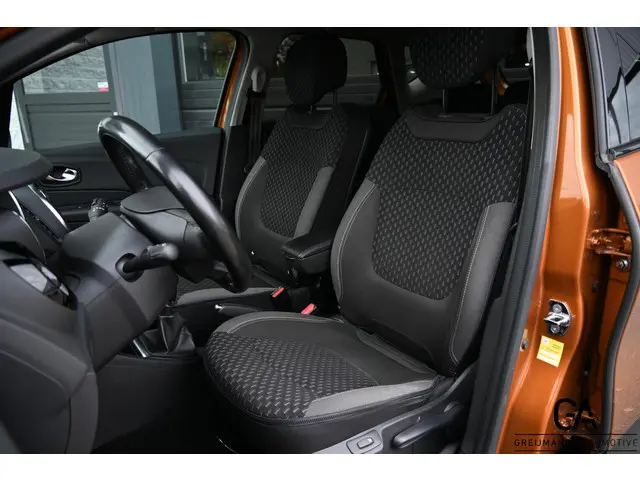 Renault Captur 1.3 TCe Version S 2019 Benzine 5