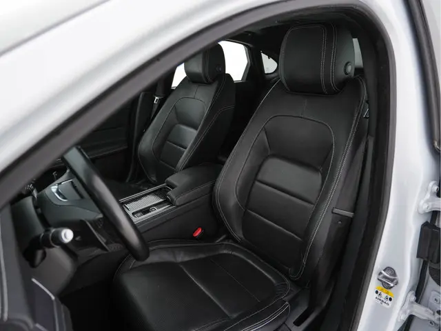 Jaguar XF 2.0d Portfolio R-Sportpack 2015 Diesel 23