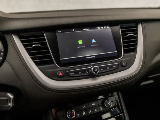 Opel Grandland X 1.2 Turbo Sport 2021 Benzine 26