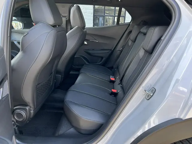 Peugeot 2008 Turbo 130PK GT 2024 Benzine 32