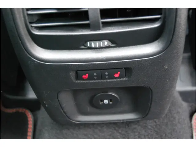 Ford Kuga 2.5 PHEV 243PK ST-Line X 2025 Hybride Benzine 41