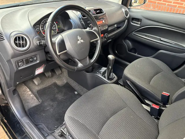 Mitsubishi Space Star 1.0 Bright 2015 Benzine 16
