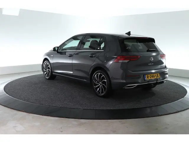 Volkswagen Golf 1.5 TSI R-Line 2020 Benzine 14