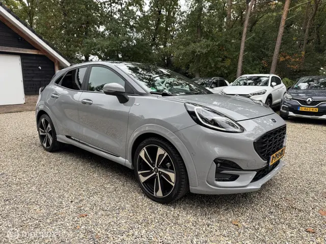 Ford Puma 1.0 EcoBoost Hybrid ST-Line X 2021 Benzine 2