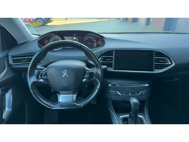 Peugeot 308 SW 1.2 PureTech GT-line 2018 Benzine 21