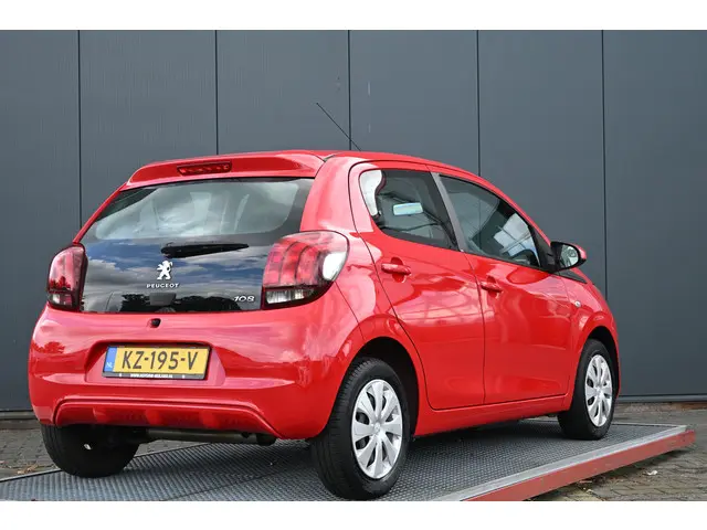 Peugeot 108 1.0 e-VTi Active 2017 Benzine 3