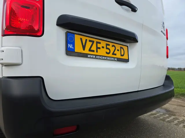 Citroën Jumpy 2.0 BlueHDI 120 M Club L2 H1 2021 Diesel 4