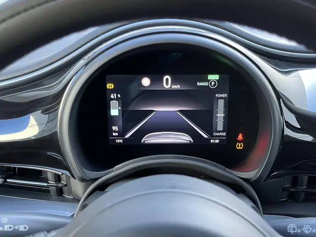 Fiat 500e 42 kWh 2023 Elektrisch 56