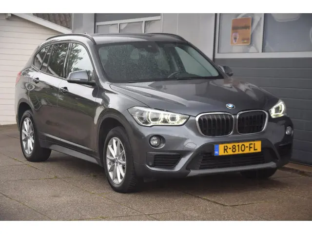 BMW X1 SDrive18i Executive 2018 Benzine 20