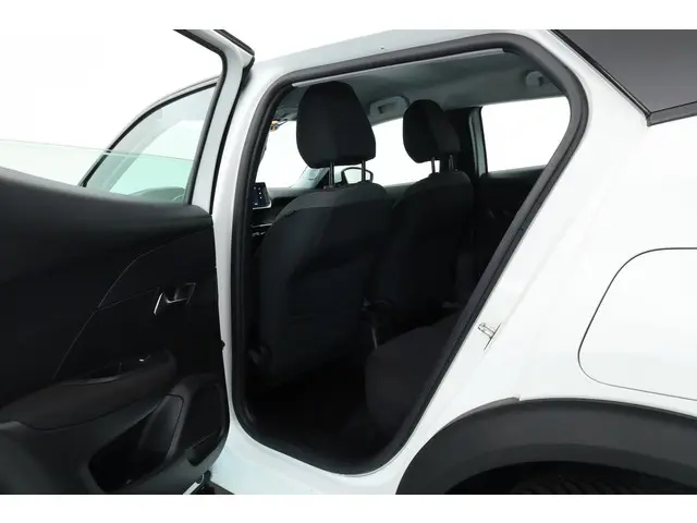 Peugeot 2008 1.2 PureTech Active 2021 Benzine 29