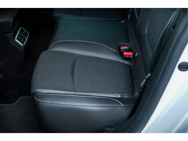 Renault Mégane TCe 130 Bose 2016 Benzine 39