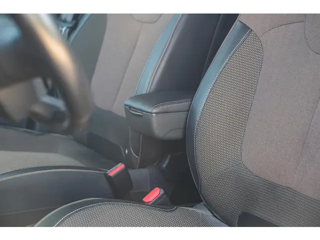 Renault Captur 1.2 TCe Edition One 2017 Benzine 25
