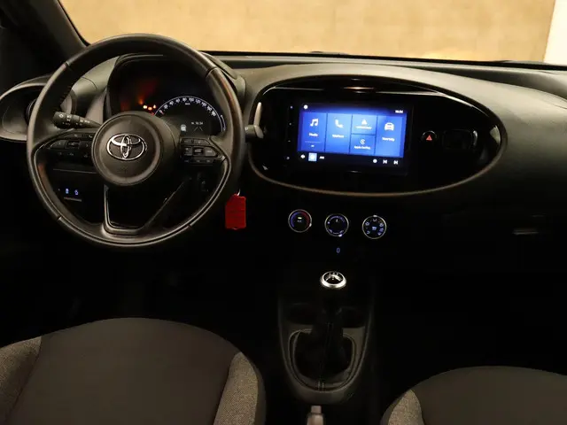 Toyota Aygo X 1.0 VVT-i MT Play 2024 Benzine 4