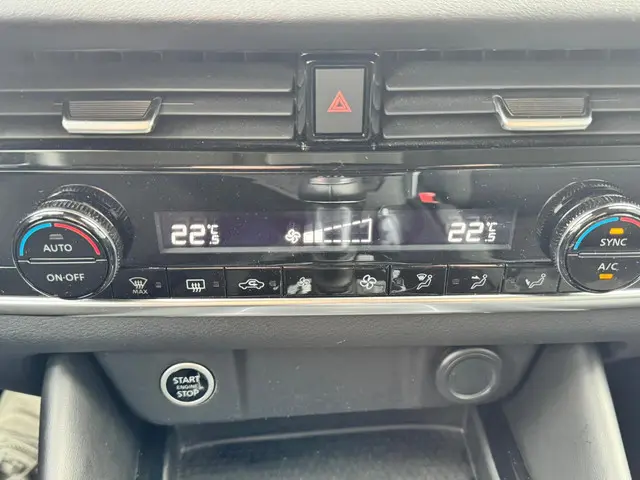 Nissan QASHQAI MHEV 140 N-Connecta 2021 Benzine 19