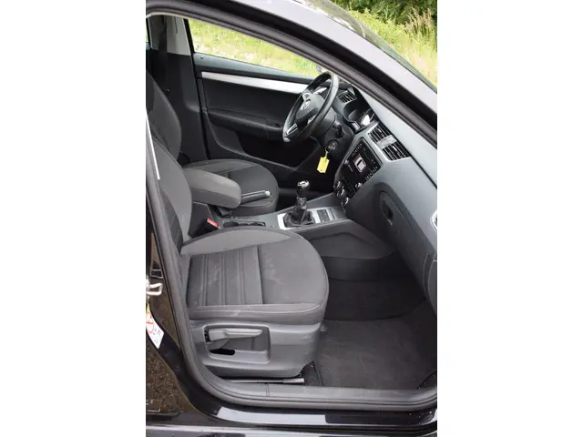 Škoda Octavia Combi 1.5 TSI Greentech Style 2018 Benzine 28