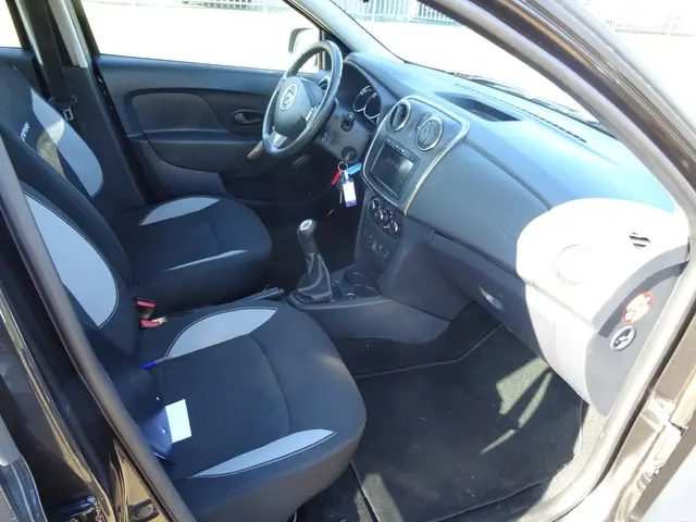 Dacia Sandero Stepway 0.9 TCe Lauréate 2014 Benzine 13