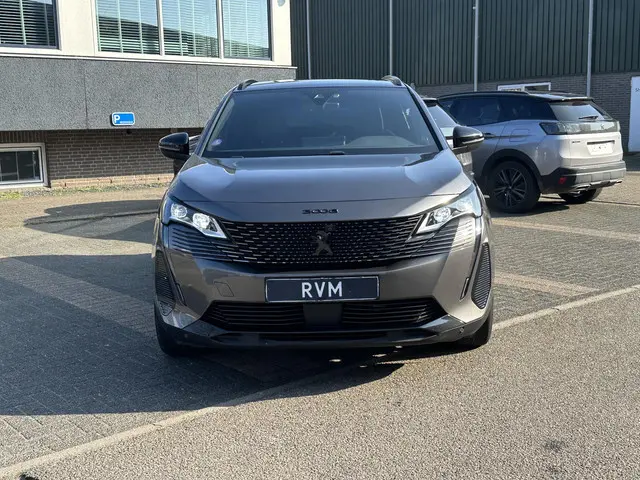 Peugeot 3008 1.6 HYbrid 225 GT 2023 Hybride Benzine 2