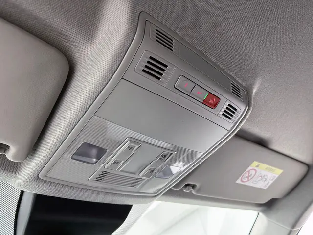 SEAT Arona 1.0 EcoTSI Style Connect 2024 Benzine 15