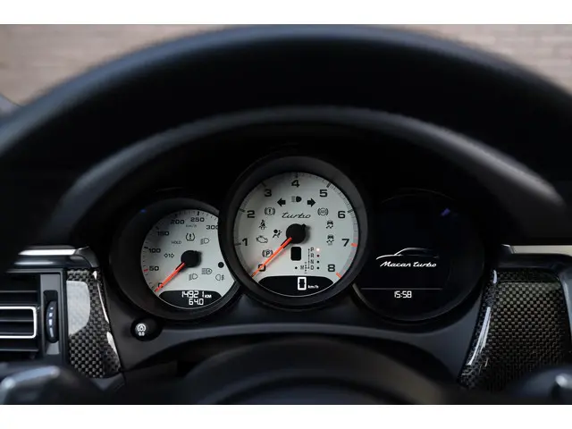 Porsche Macan Turbo 2020 Benzine 10