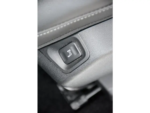 Opel Grandland X 1.2 Turbo Ultimate 2018 Benzine 22