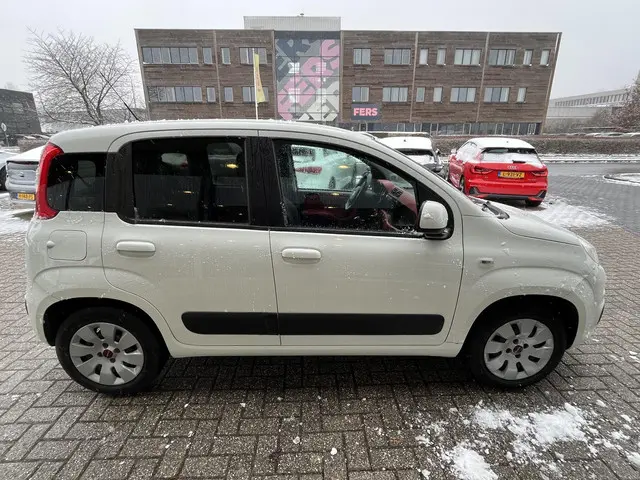 Fiat Panda 0.9 TwinAir Lounge 2016 Benzine 5