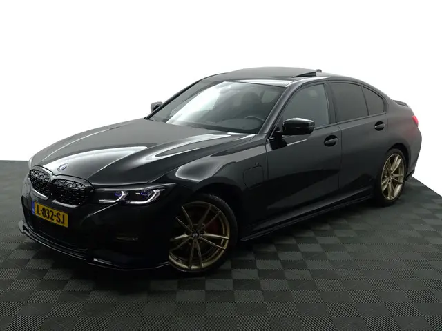 BMW 3 Serie 320e M Performance Aut- 2021 Hybride Benzine 4
