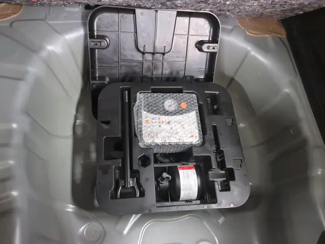 Renault Clio 1.0 TCe 90 GPF techno 2025 Benzine 21