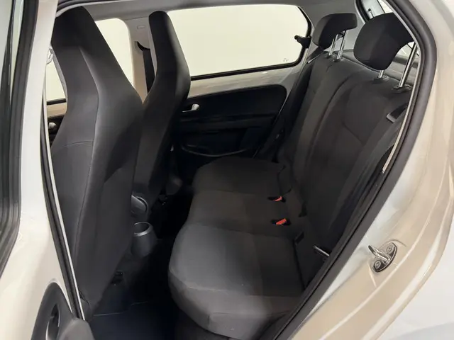 Volkswagen up! 1.0 2022 Benzine 11