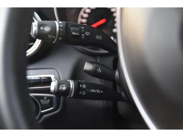 Mercedes-Benz GLC AMG 43 4MATIC 2016 Benzine 29