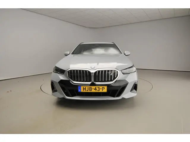 BMW i5 Touring eDrive40 2025 Elektrisch 5