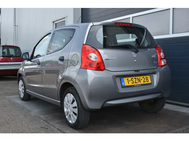 Suzuki Alto 1.0 Comfort EASSS weinig km. 2014 Benzine 3