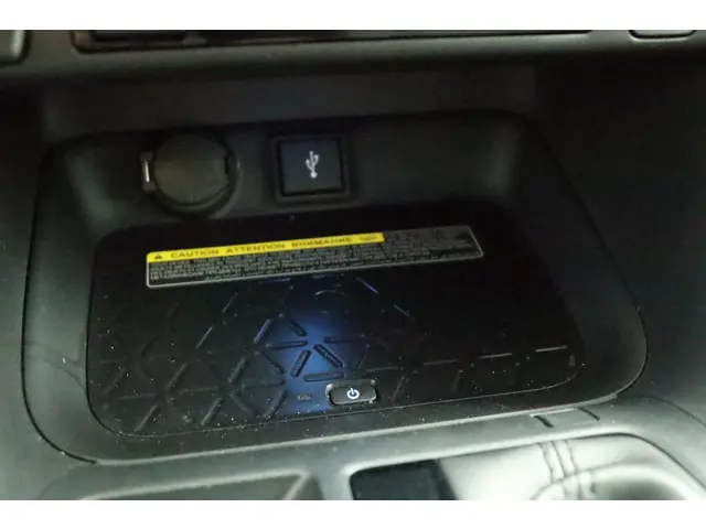 Toyota RAV4 2.5 Hybrid Executive 2021 Hybride Benzine 65