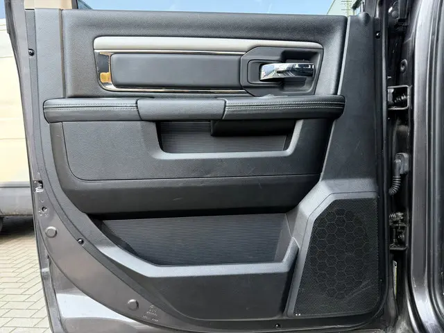 Dodge Ram 1500 5.7 V8 HEMI Quad Cab 6'4 2016 LPG/Gas 13