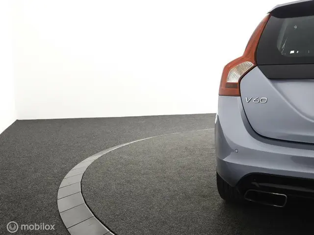 Volvo V60 1.5 T2 Polar+| Leer| Trekhaak 2018 Benzine 45