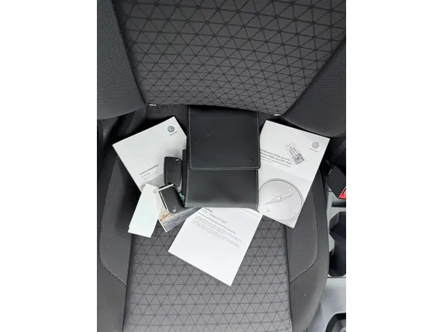 Volkswagen T-Cross 1.0 TSI Life 2020 Benzine 32