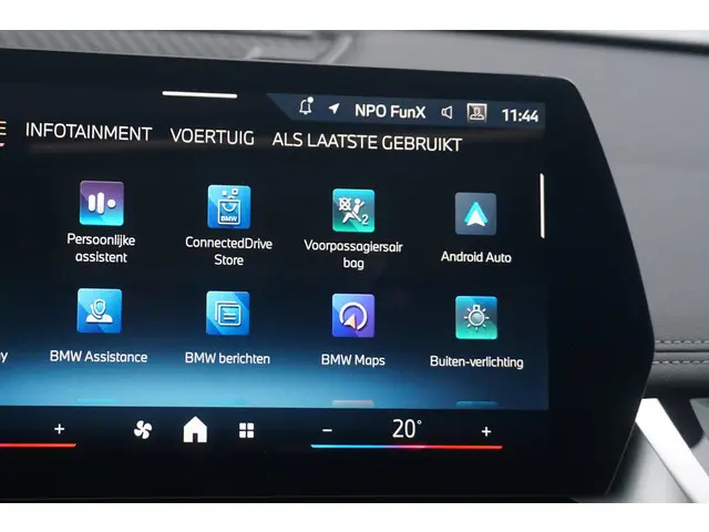 BMW iX1 eDrive20 2024 Elektrisch 32