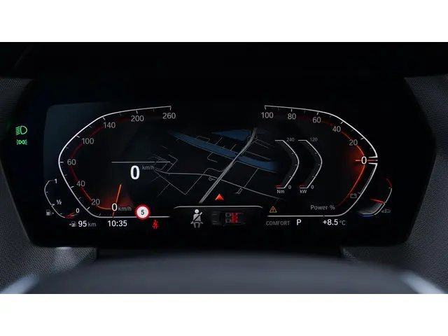 BMW 1 Serie 118i Advantage 2022 Benzine 16