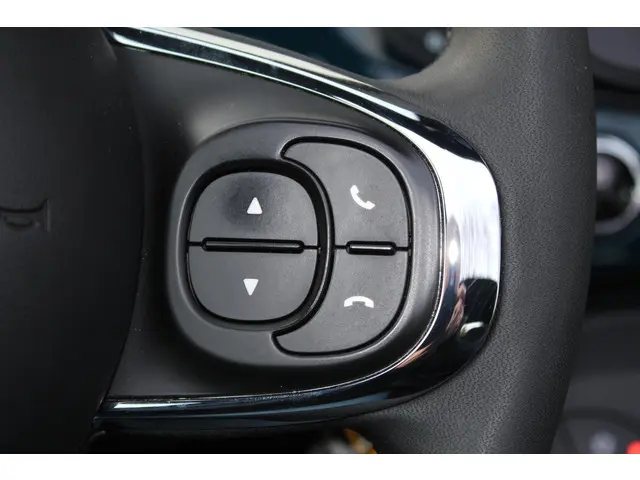 Fiat 500C 1.0 Hybrid Dolcevita 2023 Benzine 32