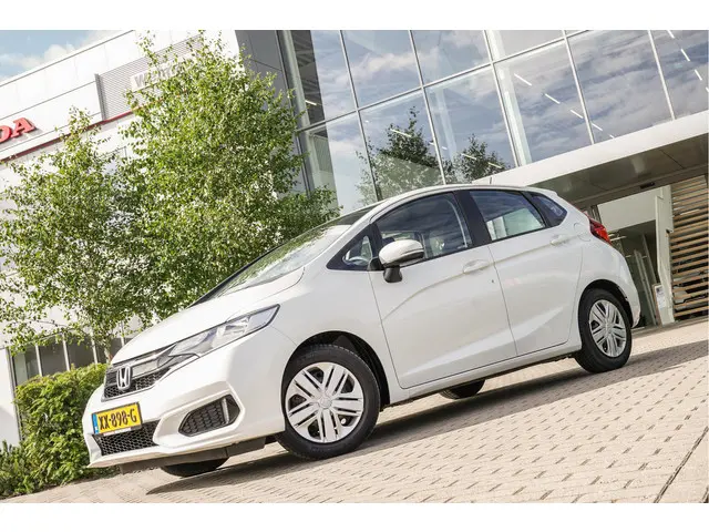 Honda Jazz 1.3i VTEC TREND 2019 Benzine 25