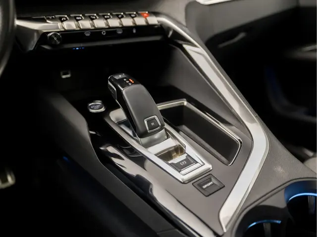 Peugeot 3008 1.6 e-THP GT Line 2017 Benzine 11