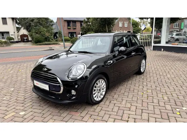 MINI Cooper Mini 1.5 Business 2016 Benzine 3