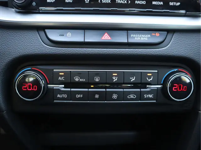Kia Ceed 1.0 T-GDi 2022 Benzine 9