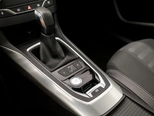 Peugeot 308 1.2 PureTech Sport 2018 Benzine 11