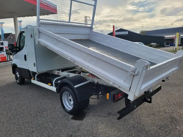 Iveco Daily 35C15 3.0 345 Kipper 150pk 2016 Diesel 4