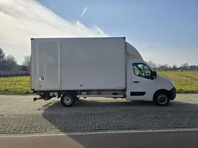 Opel Movano 2