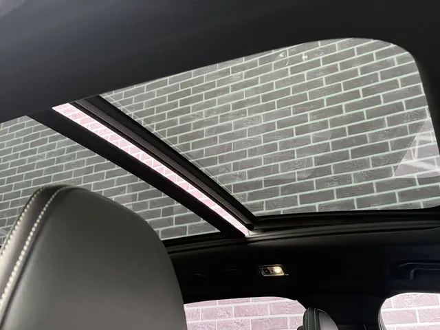 Volvo XC60 2.0 T6 AWD R-Design 2018 Benzine 12