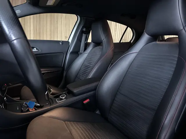 Mercedes-Benz GLA 200 AMG 2015 Benzine 3