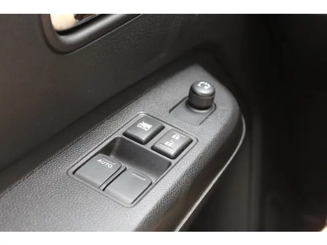 Suzuki Ignis 1.2 Smart Hybrid Select 2021 Benzine 37