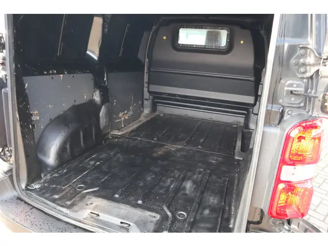 Citroën Jumpy 2.0 BlueHDI 120 M Club 2021 Diesel 34