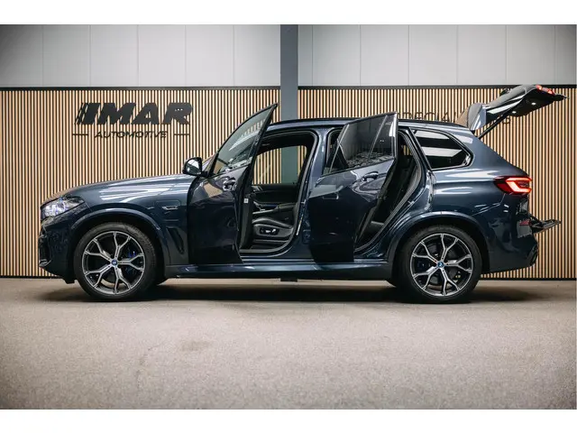 BMW X5 xDrive45e High Executive 2022 Hybride Benzine 7